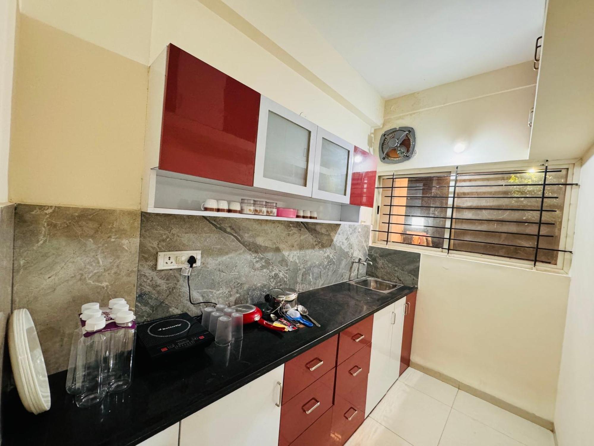 Home Escape 1Bhk Apartment Near Bombay Hospital Indore Exterior photo